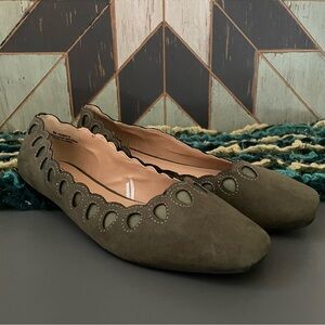 C Comfort Est 1946 Women’s Olive Green Suede Mesh Cutout Ballet Flats 8 M